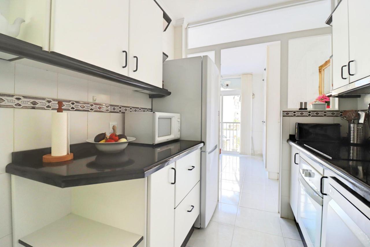 2 Bedroom In Parador With Pool And Seaview Nerja Ngoại thất bức ảnh